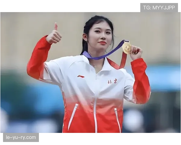 吴艳妮赛前喝的不是水，是半杯浓缩黑卡？